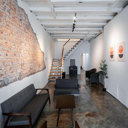 The Terraces By Aayu George Town Penang Hostel Екстериор снимка