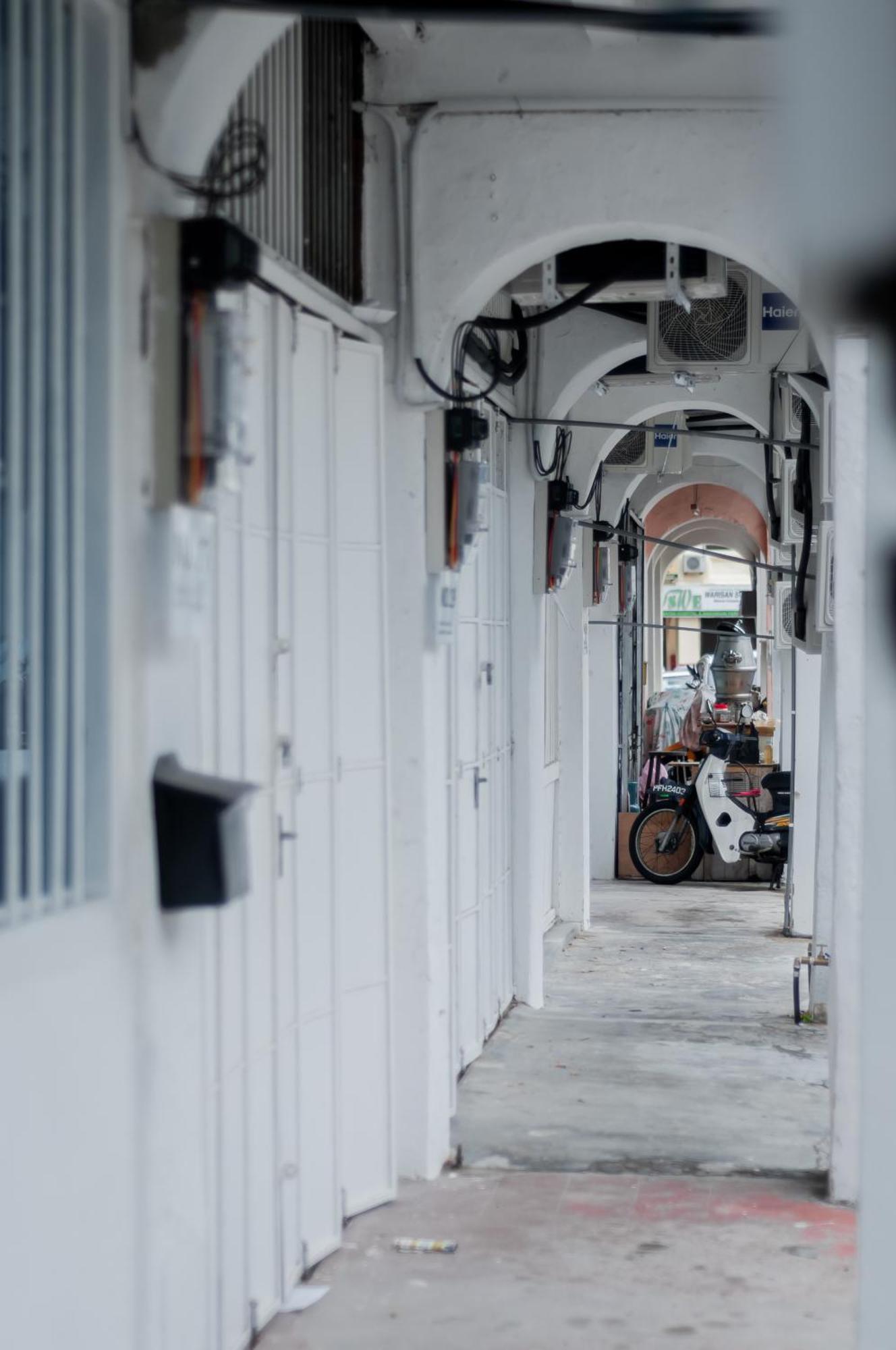 The Terraces By Aayu George Town Penang Hostel Екстериор снимка